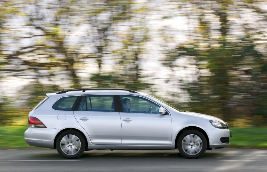  Volkswagen Golf Estate 2009 года  (UK) (фото 8 из 14)